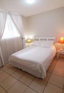 Margate Beach Apartment | Margate Boulevard Beachfront Apartment