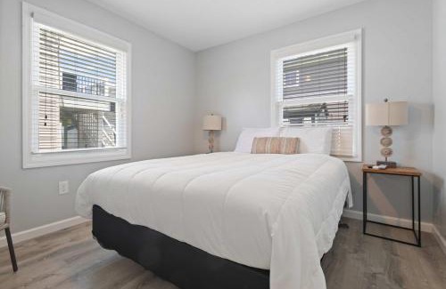 Margate City Apartment | Margate Bungalow By the Beach I
