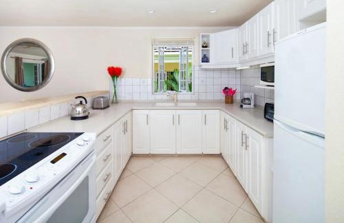 Hastings Apartment | Margate Gardens 4 by Blue Sky Luxury
