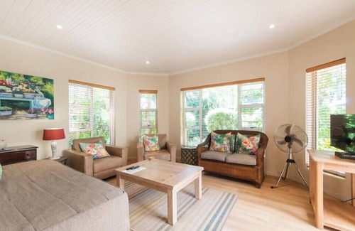 Summerstrand House | Margate Place Guesthouse