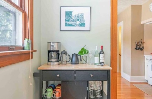 Aksarben - Elmwood Park House | Margaux’s Manor - Clean, eclectic, kid friendly