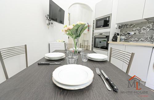 Sestri Ponente Apartment | Margherita house Airport Genova by ML WHITE HOUSE