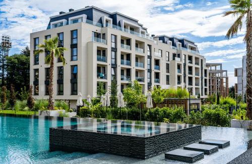 Saints Constantine and Helena Apartment | Marina Beach Azur- 100m from the BEACH & SPA! LUXURY APARTMENT!