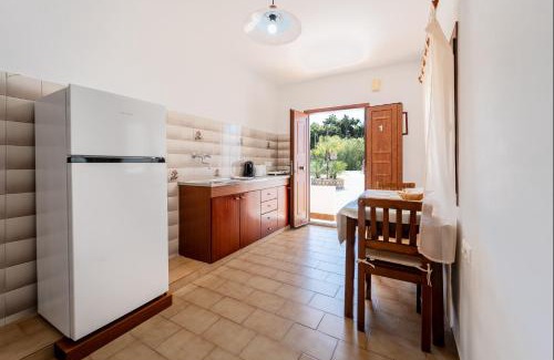 Pefkos Apartment | Maria Apartments