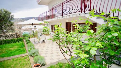 Seget Vranjica House | Maria holiday home