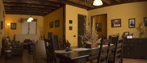 Cardo House | Maria la Carbayeda