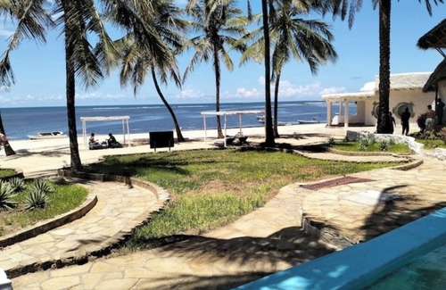 Malindi Marine National Park Cottage | MARIA, the Star* on the sea beach cottages -Jiraninn