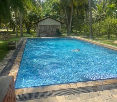 Puttalam Villa | Marian Holiday Bungalow