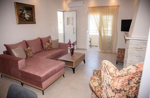 Lambi Apartment | Mariangelas House