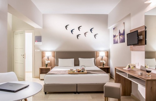 Platanes House | Marianthi Apartments by Estia
