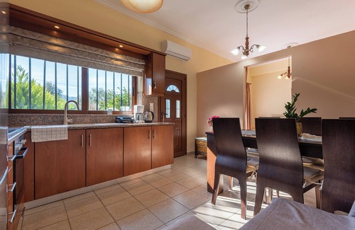 Kos House | Maria’s home with Terrace, close to the Beach