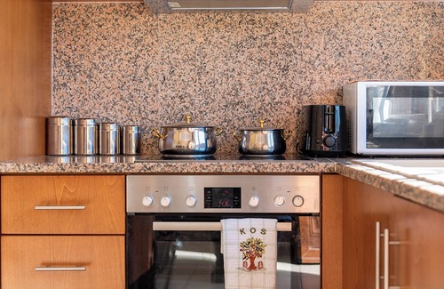 Kos House | Maria’s home with Terrace, close to the Beach