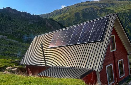 Strellc i Epërm House | Mariash Woodhouse I Sauna I Stargazing Glasshouse