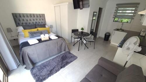 Germiston Apartment | Marielitsa Guest Suite No 5