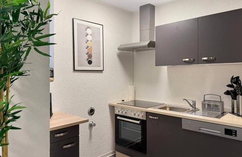 Karlshohe Apartment | Marienplatz: Central apt for 9