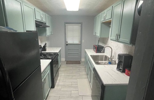Marietta House | Marietta Square TownHome