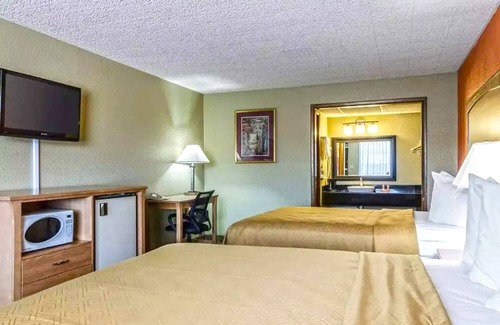 Salina Hotel | Marifah Inn