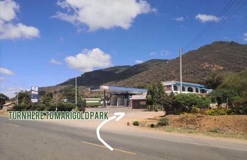 Namanga Bed & Breakfast | Marigold Park B&B