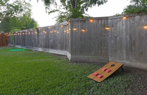Greater Fondren Southwest House | MarigoldEstate/Pool/MovieRoom/GameRoom/4BR/Houston