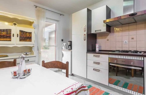 Sorici Villa | MARIKA Holiday House with Pool