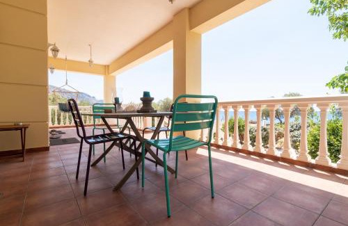 Gialos House | Marika Seaside Villa