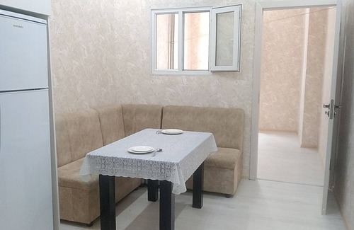 Dushanbe Apartment | Mariland - квартира на самой красивой улице города Душанбе .