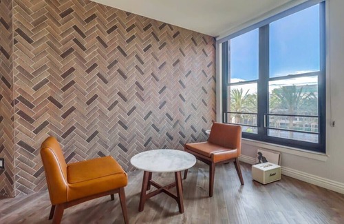 Marina District Condo | Marina|2 King beds|Pool|Sauna|Jacuzzi|Gym|Parking