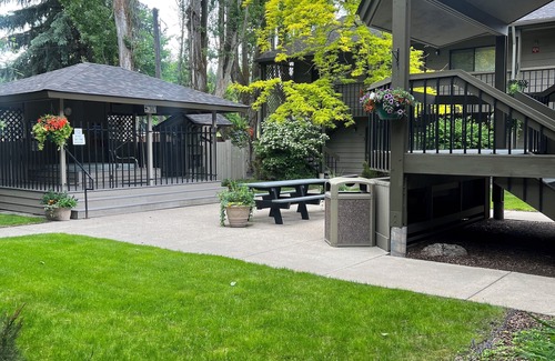 Bigfork Condo | Marina Cay Condo near Flathead Lake