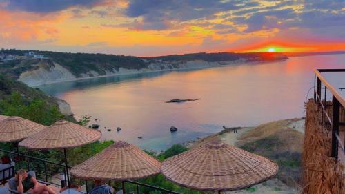 Karaburun Koyu Hotel | Marina Fener Hotel & Suite