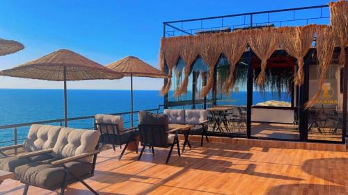 Karaburun Koyu Hotel | Marina Fener Hotel & Suite