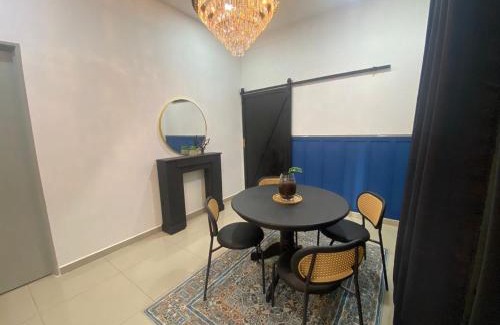 Kampung Baharu Sungai Udang House | Marina Homestay