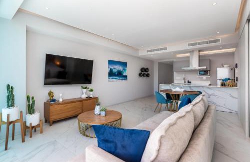 Isla Iguana Apartment | Marina Nautico 4B by Kivoya