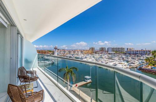 Isla Iguana Apartment | Marina Nautico 4B by Kivoya
