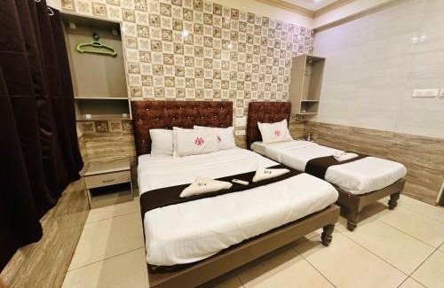 Triplicane House | MARINA PALACE