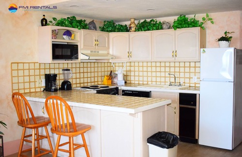 Ferrocarrilera Condo | Marina Pinacate A-512 Port View 1 Bed/1 Bath