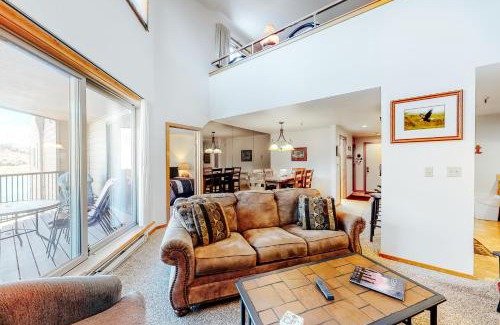 Dillon Apartment | Marina Place 336