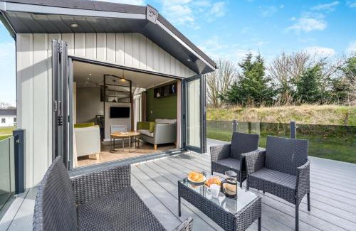 Oulton Broad House | Marina Retreat