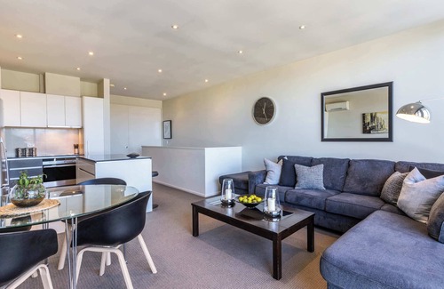 Taupo Apartment | Marina View Retreat with Pool in Prime Location