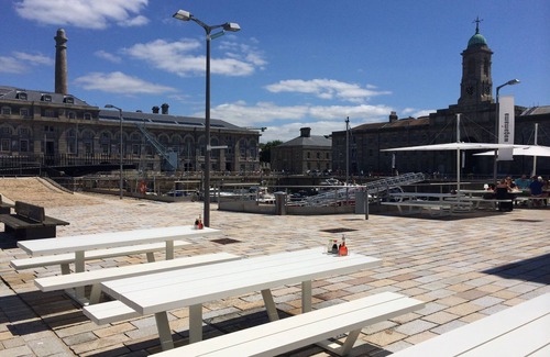 Plymouth Apartment | Marina View - Royal William Yard