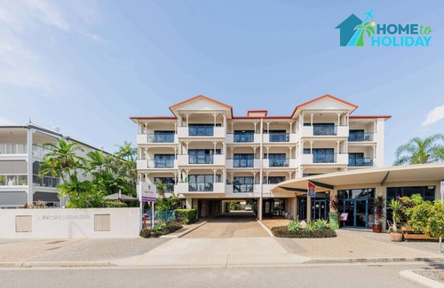 South Townsville Apartment | Marina View Studio - Steps away from CBD
