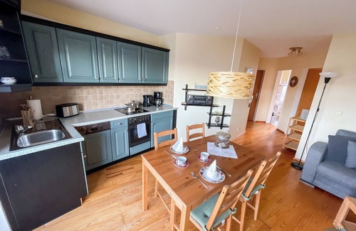 Cuxhaven Apartment | Marina view - vacation apartment with marina balcony