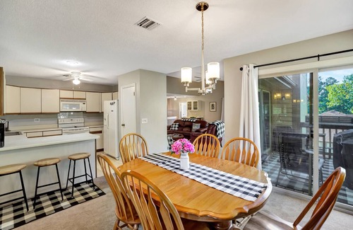 Salem Villa | Marina Village 338 In Keowee Key