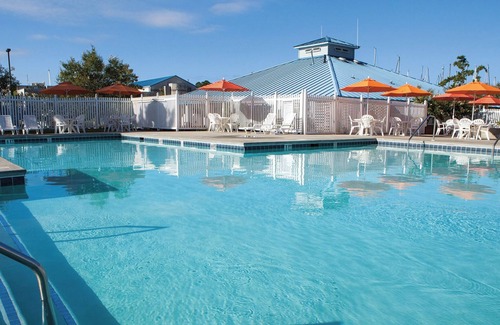 Fairfield Harbour Condo | Marina Vista Junior 1-Bedroom