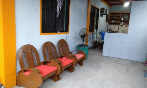 Gasan House | Marinduque Mendoza Residence
