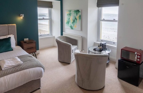 Thurso Hotel | Marine Aparthotel Sea View Room sleeps