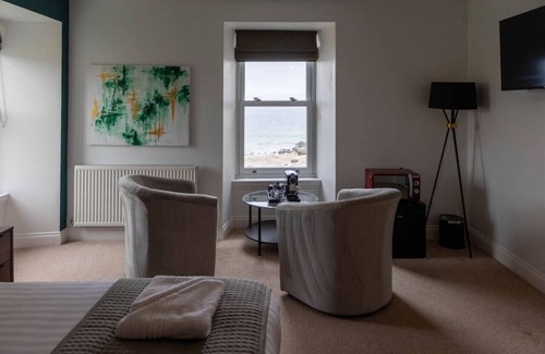 Thurso Hotel | Marine Aparthotel Sea View Room sleeps