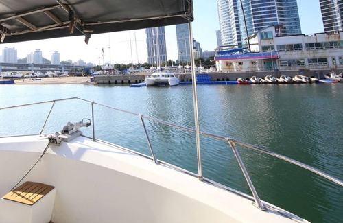 Haeundae Boat Rental | Marine City Yacht Club Stay