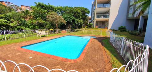 Ramsgate Beach Apartment | Marine Glen 6 - 6 Sleeper - Next to Ramsgate Famous Waffle House!