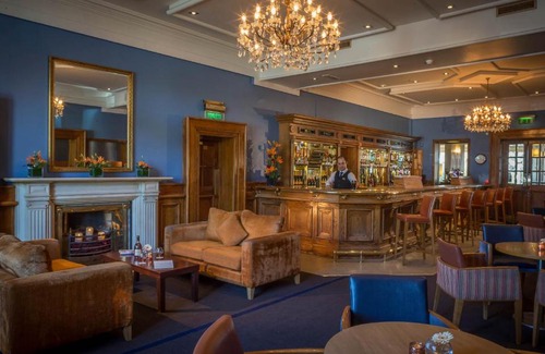 Sutton Cross Hotel | Marine Hotel