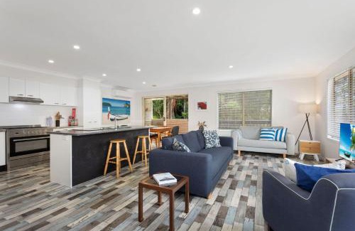 Tarbuck Bay House | Marine Villa